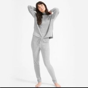 Everlane cashmere lounge set ~ gray leggings + sweater